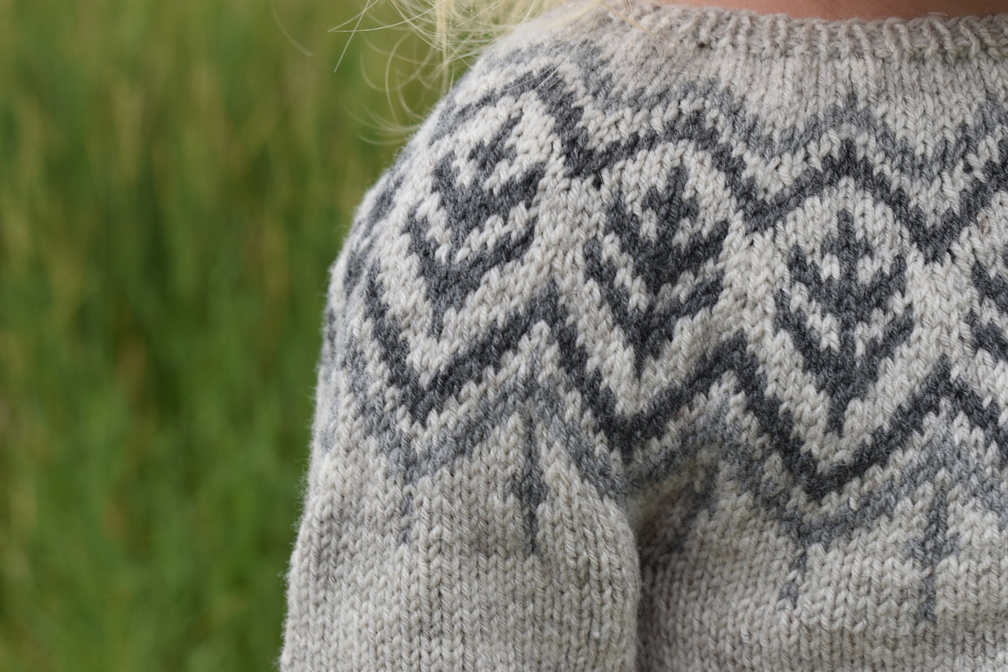 Knitting pattern - Little November