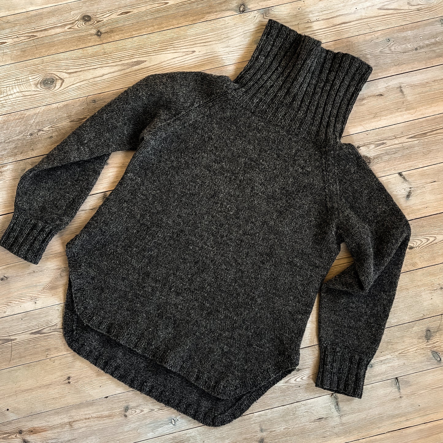 Knitting pattern - Mountain fleece sweater
