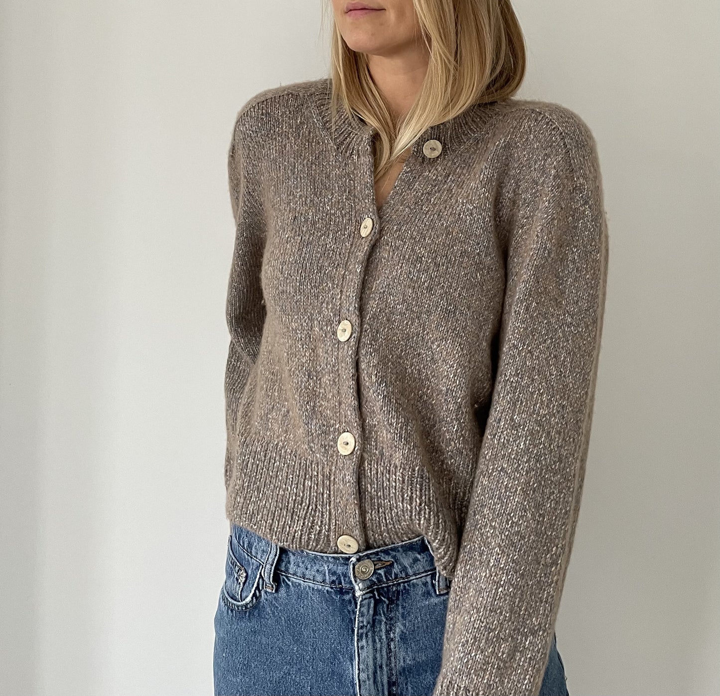 Knitting pattern - Amesbury Cardigan