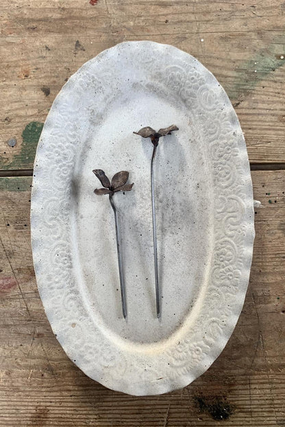 Metal flower for your cardigan