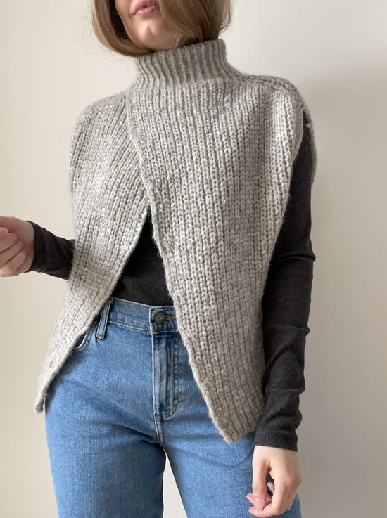 Nabi Slipover von Aegyoknit